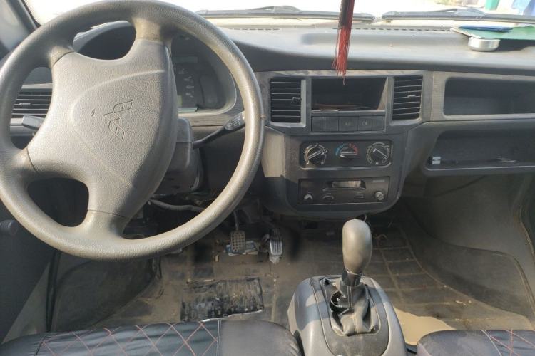 Used Wuling Zhiguang 2010 1.0L Base Version Center Console