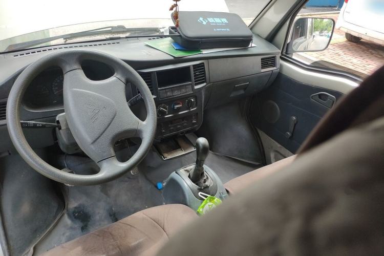 Used Wuling Zhiguang 2010 1.0L Base Version Center Console