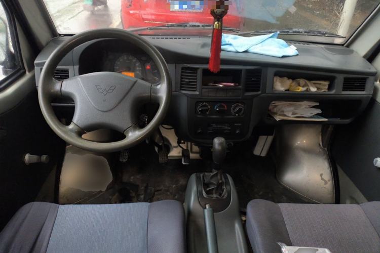 Used Wuling Zhiguang 2010 1.0L Liye Edition Center Console