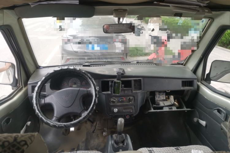 Used Wuling Zhiguang 2010 1.0L Liye Edition Center Console