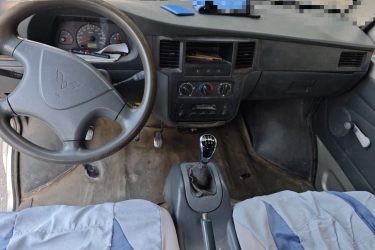 Used Wuling Zhiguang 2010 1.0L Base Version Center Console