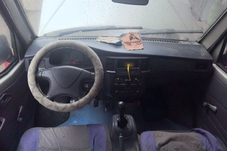 Used Wuling Zhiguang 2010 1.0L Base Version Center Console