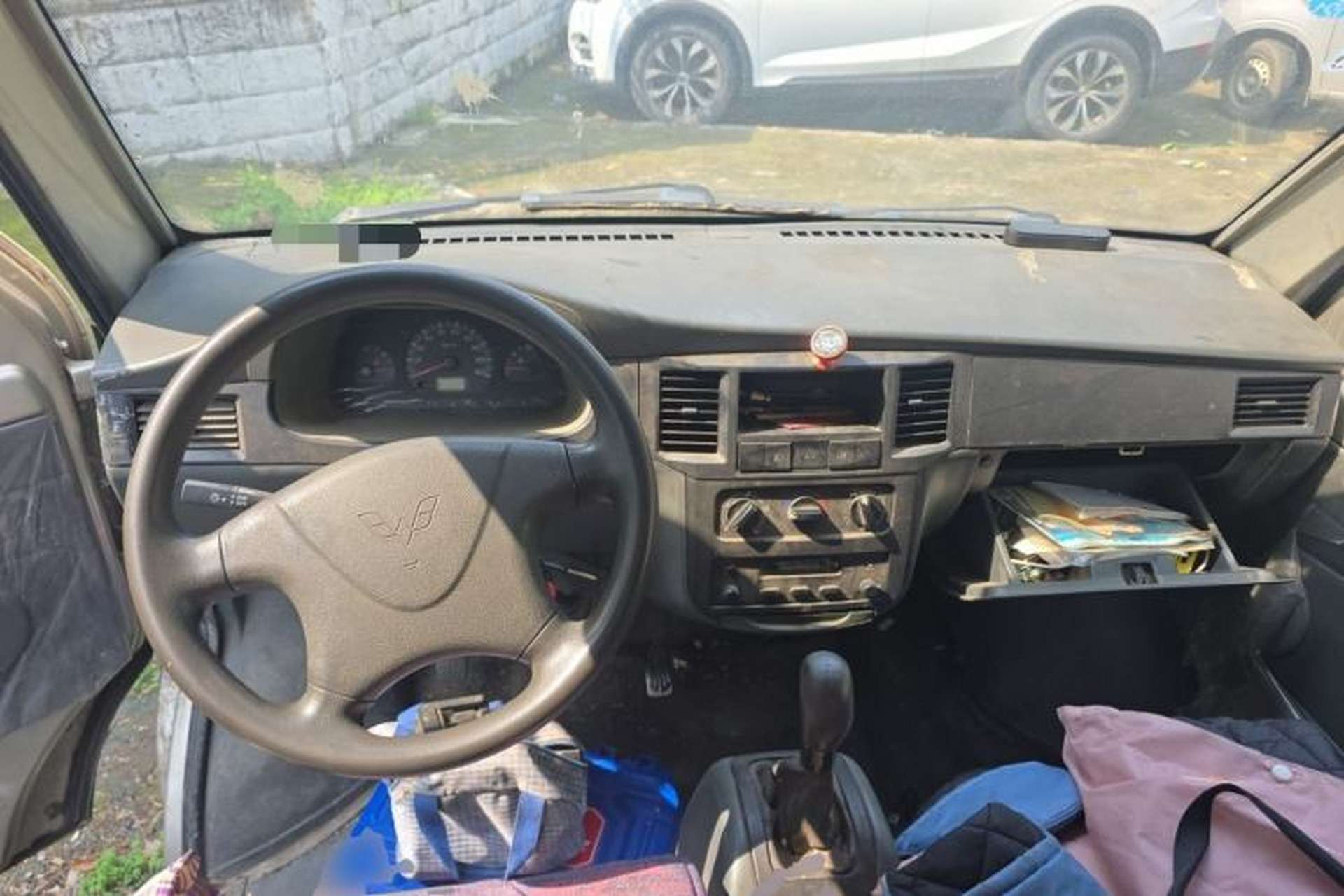 Used Wuling Zhiguang 2010 1.0L Base Version Center Console
