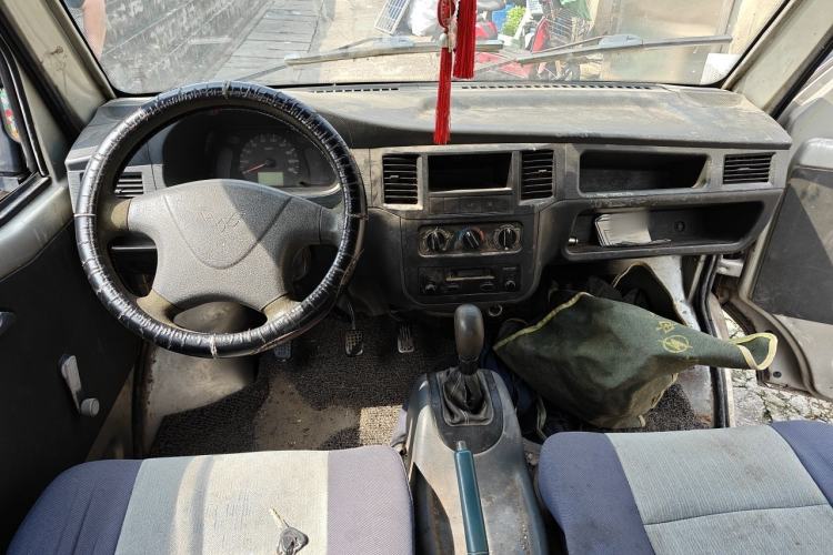 Used Wuling Zhiguang 2010 1.0L Base Version Center Console