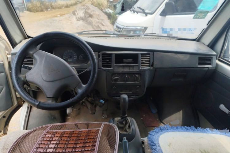 Used Wuling Zhiguang 2010 1.0L Liye Edition Center Console