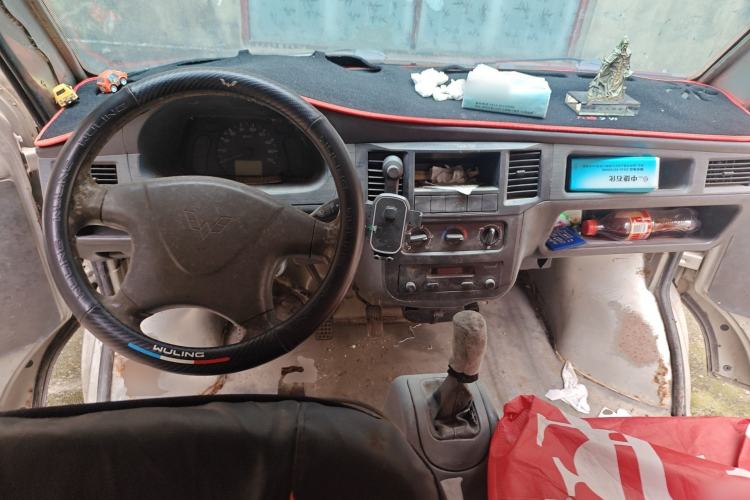 Used Wuling Zhiguang 2010 1.0L Base Version Center Console
