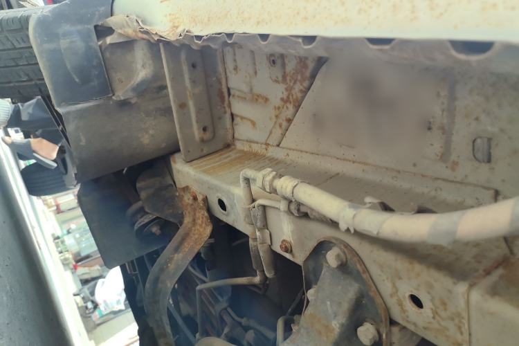 Used Wuling Zhiguang 2010 1.0L New Version Practical Short-Body L2Y Chassis Front