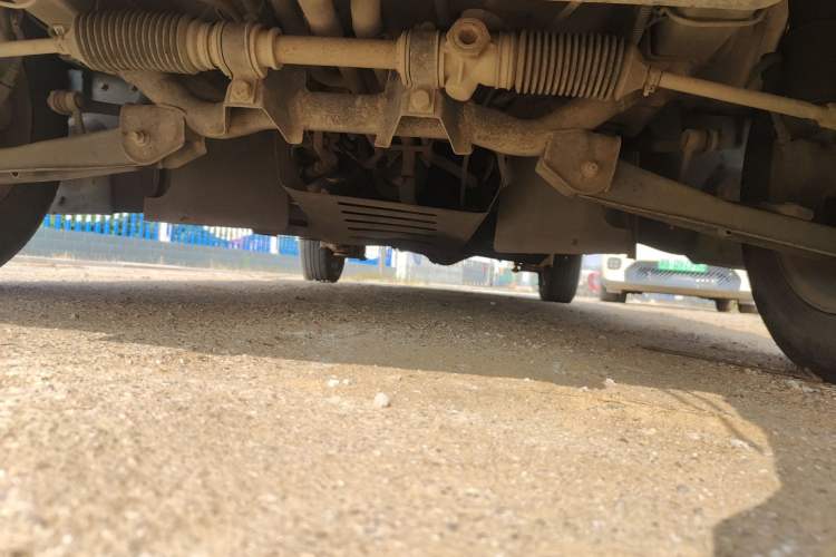 Used Wuling Zhiguang 2010 1.0L New Version Practical Short-Body L2Y Chassis Front