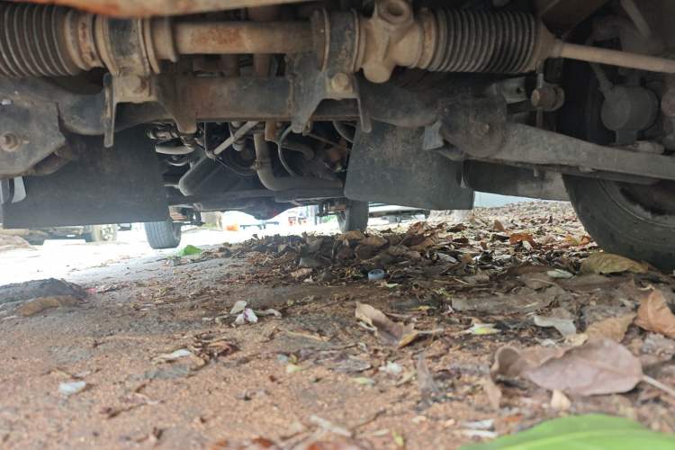 Used Wuling Zhiguang 2010 1.2L New Edition Practical Long-Body LAQ Chassis Front