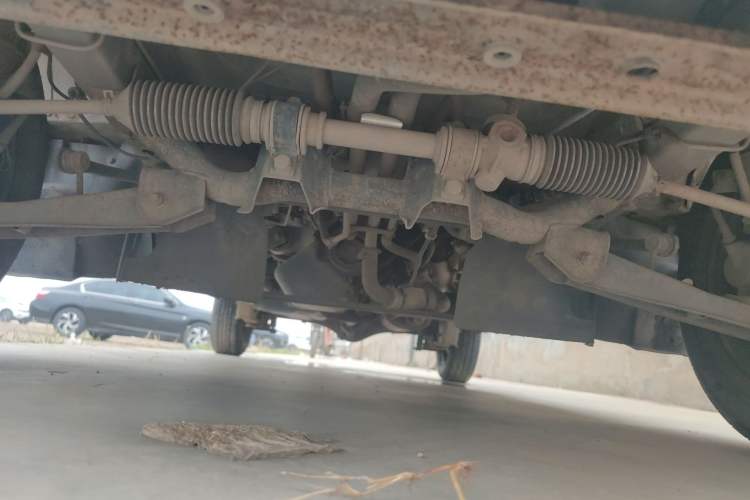 Used Wuling Zhiguang 2010 1.0L New Version Practical Short-Body L2Y Chassis Front