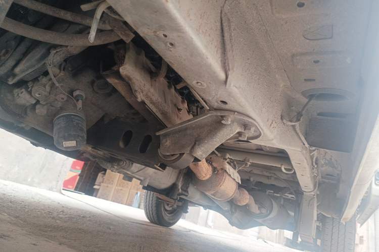 Used Wuling Zhiguang 2010 1.0L Base Version Chassis Front Left