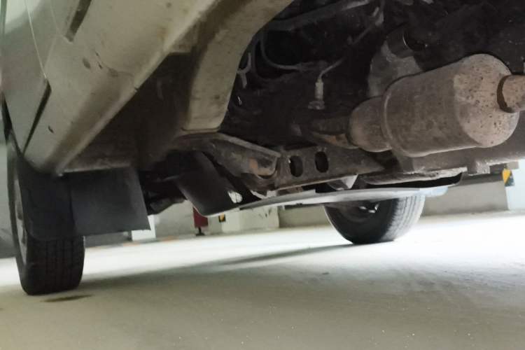Used Wuling Zhiguang 2010 1.0L Liye Edition Chassis Front Left