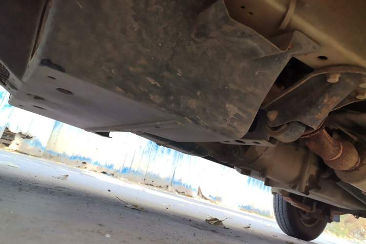 Used Wuling Zhiguang 2010 1.0L Liye Edition Chassis Front Left