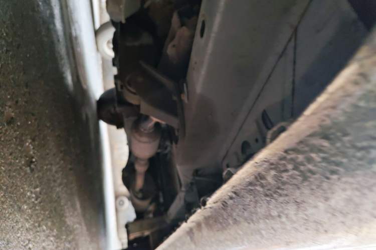 Used Wuling Zhiguang 2010 1.0L New Version Liye Style with Shorter Body Chassis Front Left