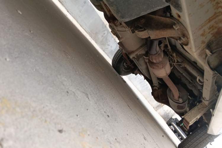 Used Wuling Zhiguang 2010 1.0L Liye Edition Chassis Front Left