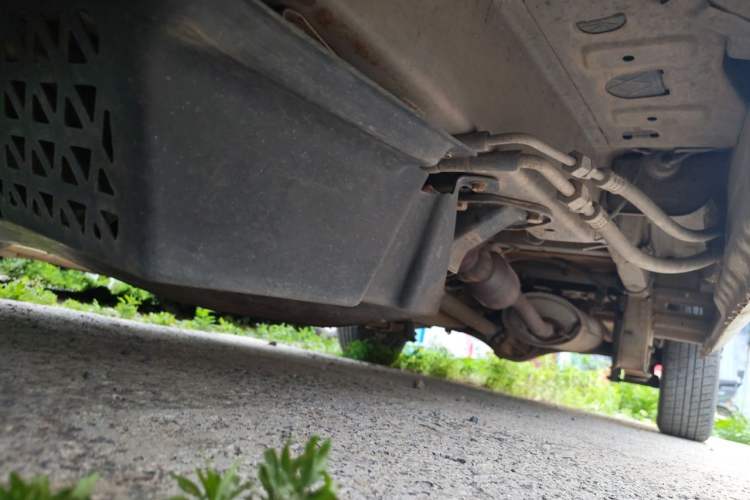 Used Wuling Zhiguang 2010 1.0L New Version Practical Short-Body L2Y Chassis Front Left