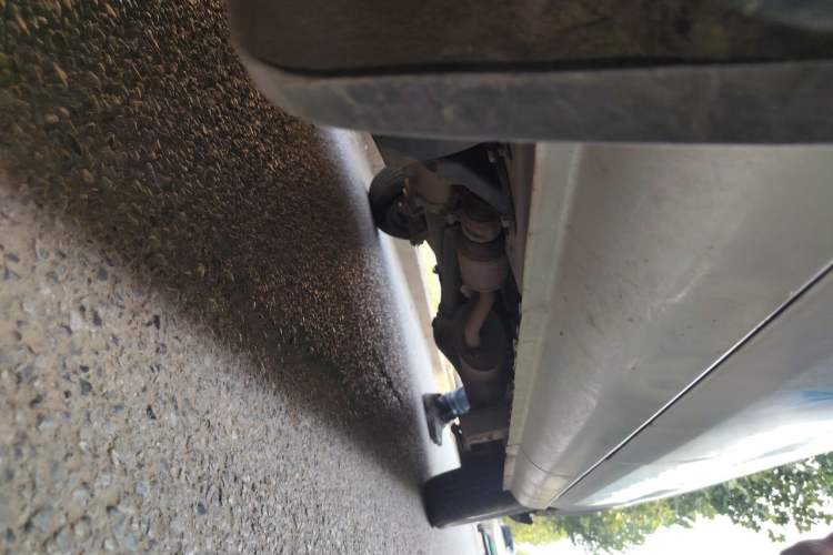 Used Wuling Zhiguang 2010 1.0L New Version Practical Edition with Short Body Chassis Front Left