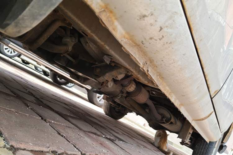 Used Wuling Zhiguang 2010 1.0L New Version Practical Short-Body L2Y Chassis Front Left
