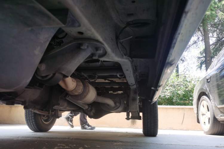 Used Wuling Zhiguang 2010 1.0L Liye Edition Chassis Front Left