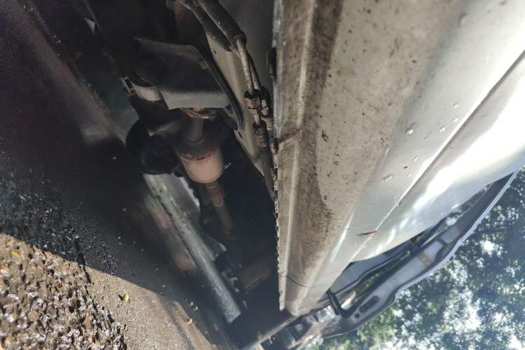 Used Wuling Zhiguang 2010 1.0L New Version Liye Style with Shorter Body Chassis Front Left