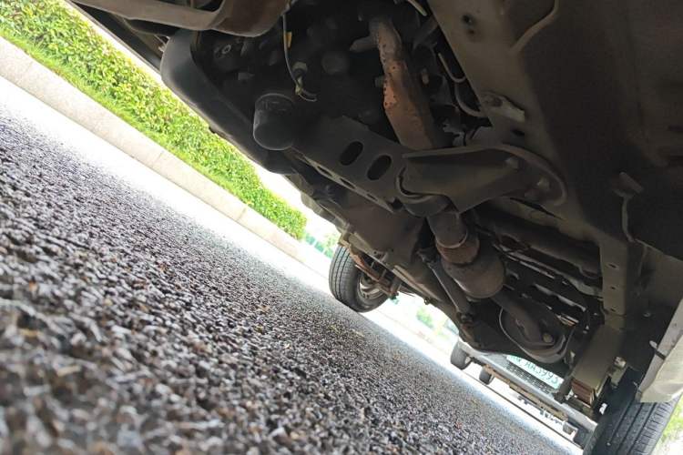 Used Wuling Zhiguang 2010 1.0L Liye Edition Chassis Front Left