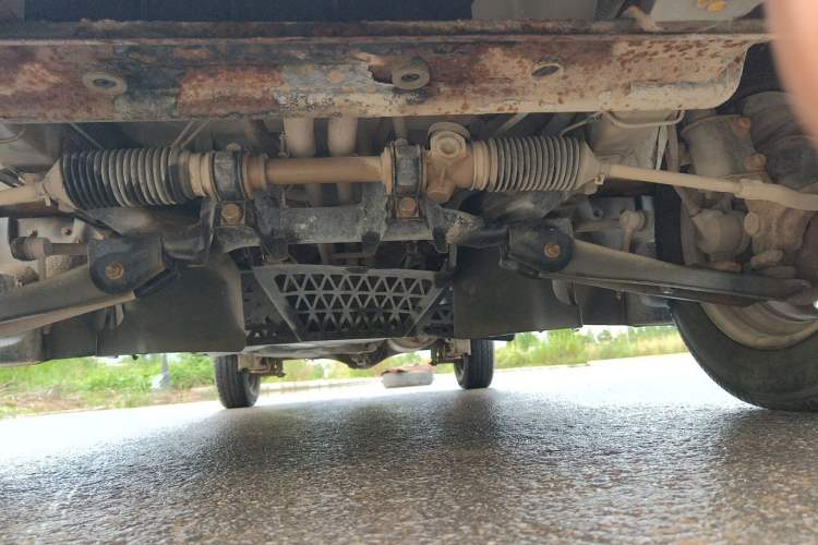 Used Wuling Zhiguang 2010 1.0L New Version Practical Short-Body L2Y Chassis Front