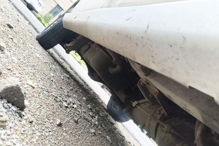Used Wuling Zhiguang 2010 1.0L Base Version Chassis Front Right