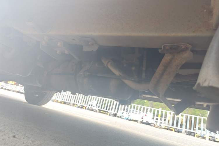 Used Wuling Zhiguang 2010 1.0L Liye Edition Chassis Front Right