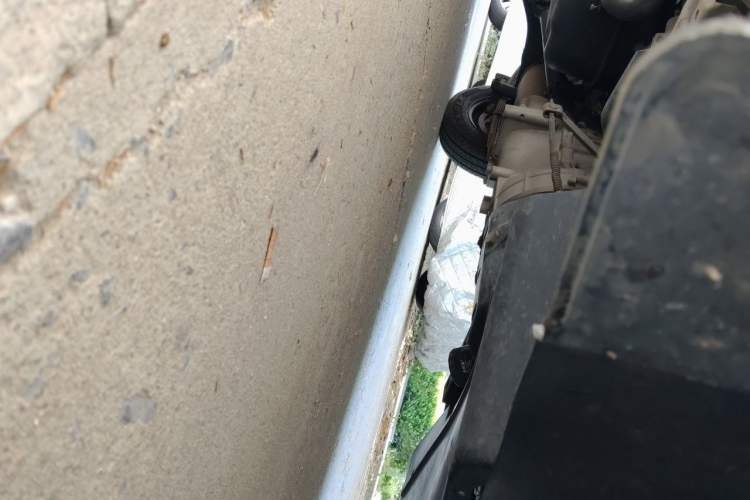 Used Wuling Zhiguang 2010 1.0L Base Version Chassis Front Right