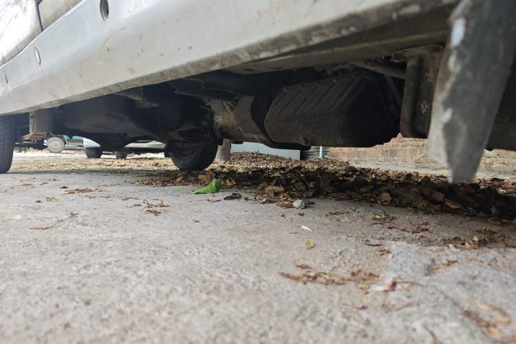 Used Wuling Zhiguang 2010 1.2L New Edition Practical Long-Body LAQ Chassis Front Right