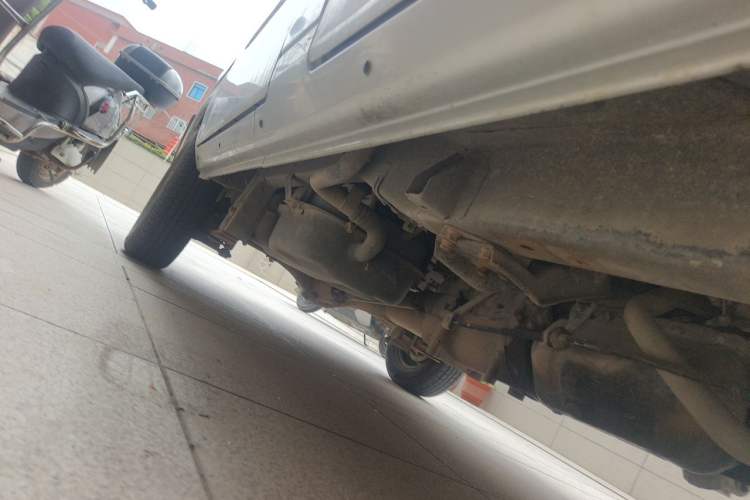 Used Wuling Zhiguang 2010 1.0L Base Version Chassis Front Right