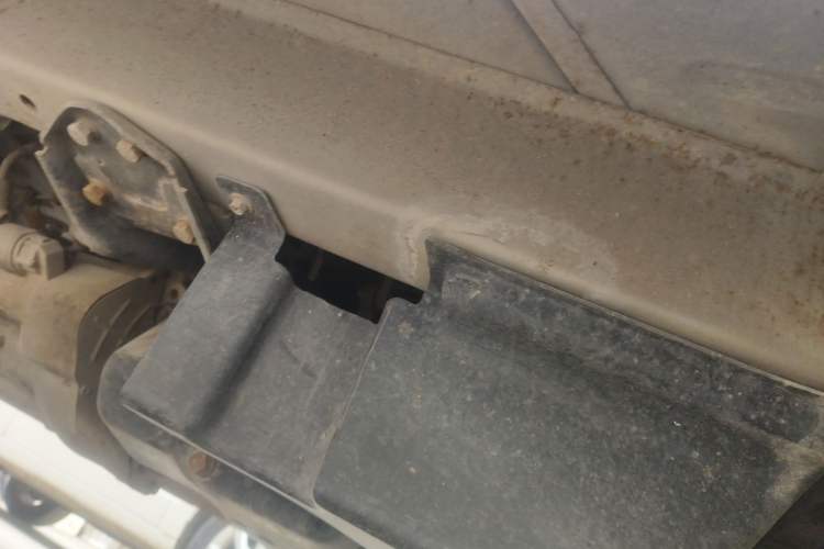 Used Wuling Zhiguang 2010 1.0L New Version Practical Short-Body L2Y Chassis Front Right