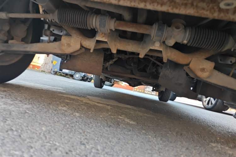 Used Wuling Zhiguang 2010 1.0L New Version Practical Short-Body L2Y Chassis Front