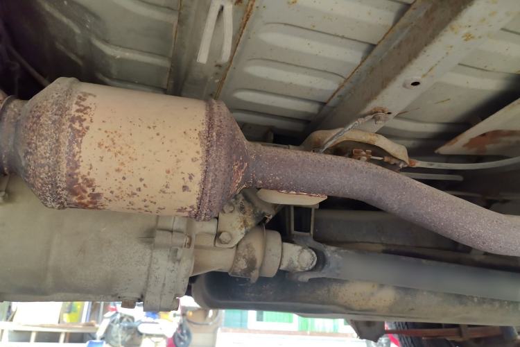 Used Wuling Zhiguang 2010 1.0L New Version Practical Short-Body L2Y Chassis Rear