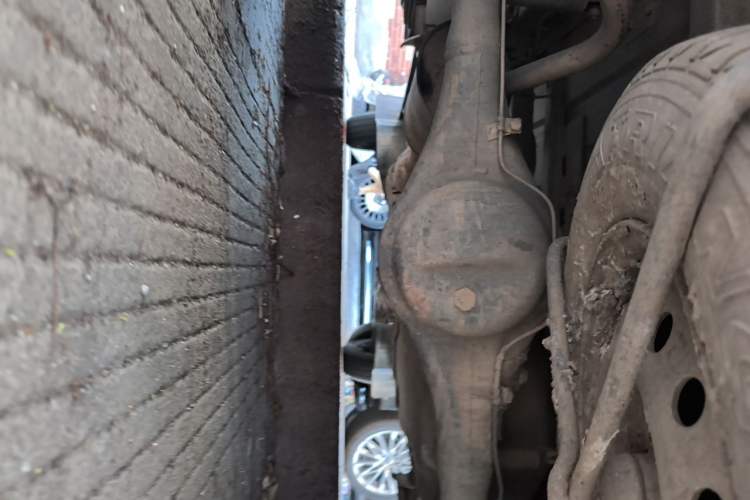 Used Wuling Zhiguang 2010 1.0L Liye Edition Chassis Rear