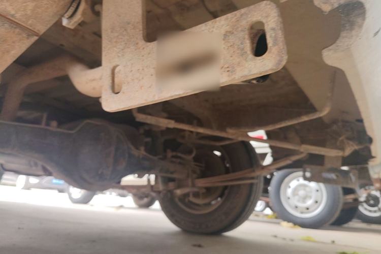 Used Wuling Zhiguang 2010 1.1L New Edition Practical Short-Body LXA Chassis Rear