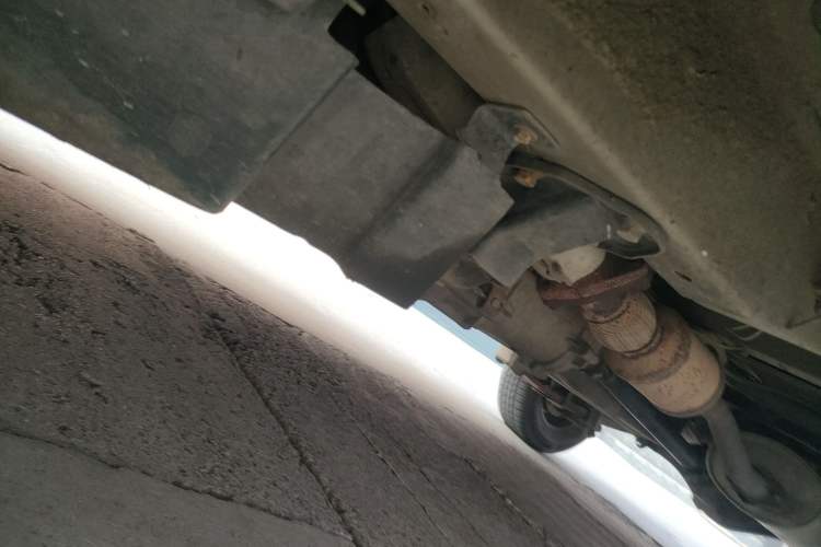 Used Wuling Zhiguang 2010 1.0L New Version Practical Short-Body L2Y Chassis Rear Left
