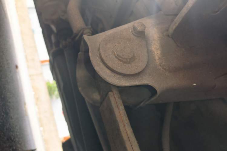 Used Wuling Zhiguang 2010 1.1L New Edition Practical Long-Body LXA Chassis Rear Left