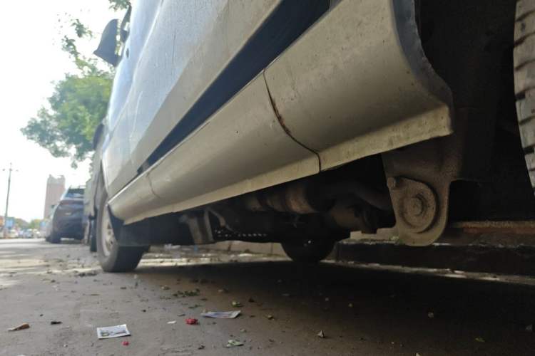 Used Wuling Zhiguang 2010 1.0L New Version Practical Short-Body L2Y Chassis Rear Left
