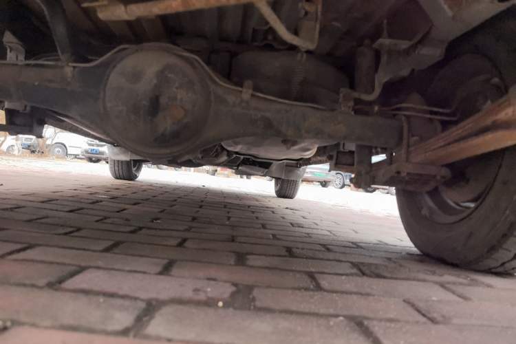 Used Wuling Zhiguang 2010 1.0L New Version Practical Short-Body L2Y Chassis Rear
