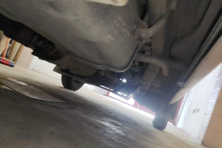 Used Wuling Zhiguang 2010 1.0L Liye Edition Chassis Rear Right