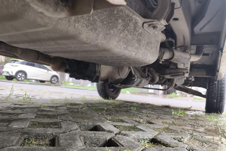Used Wuling Zhiguang 2010 1.0L Liye Edition Chassis Rear Right