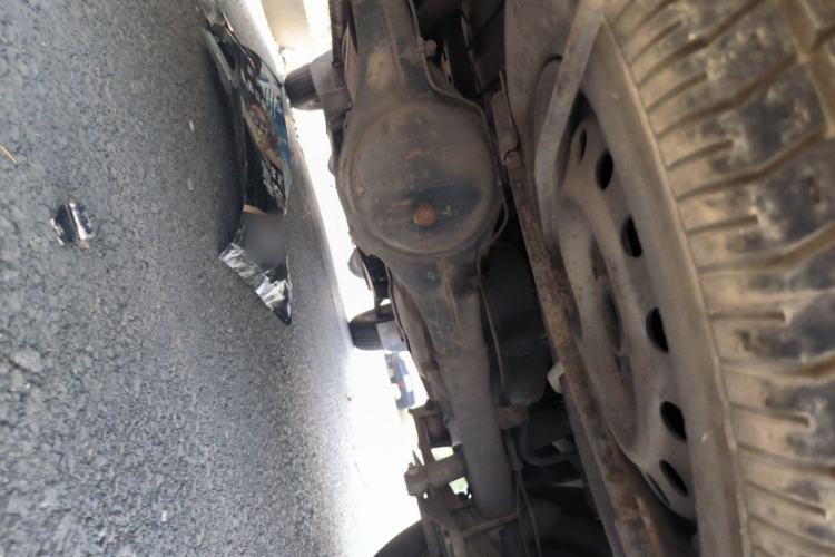 Used Wuling Zhiguang 2010 1.1L New Edition Practical Long-Body LXA Chassis Rear Right