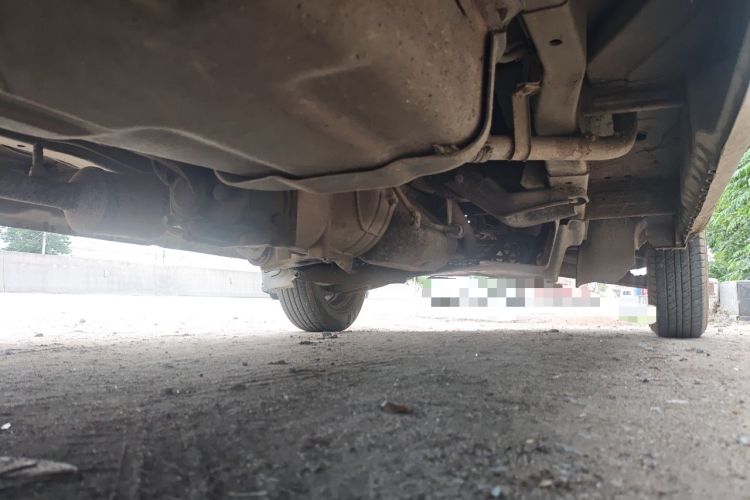 Used Wuling Zhiguang 2010 1.0L New Version Liye Style with Shorter Body Chassis Rear Right