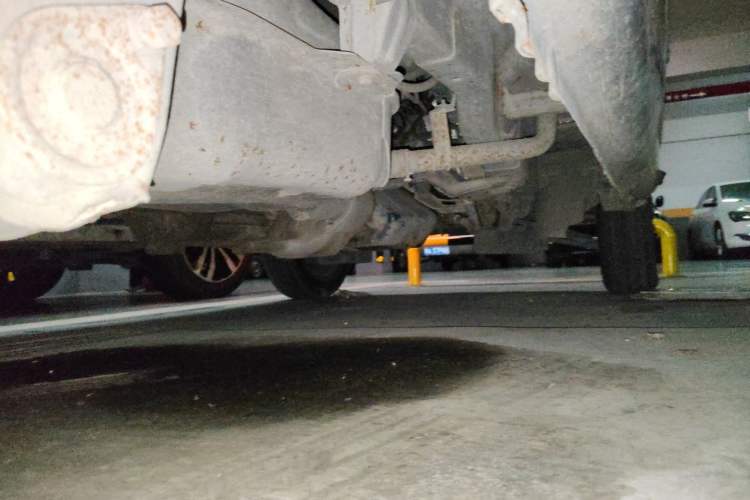 Used Wuling Zhiguang 2010 1.0L New Version Practical Edition with Short Body Chassis Rear Right