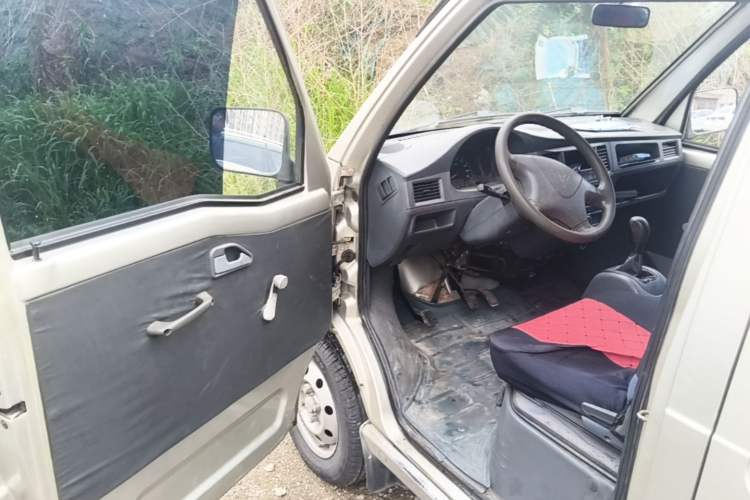 Used Wuling Zhiguang 2010 1.0L Base Version Driver Seat