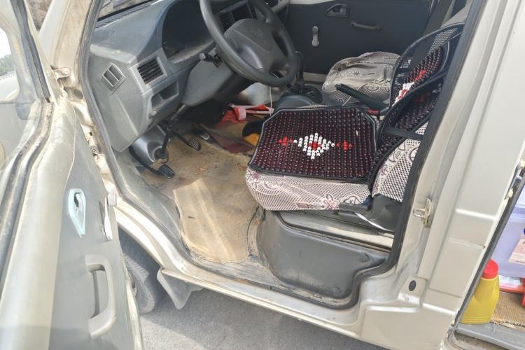 Used Wuling Zhiguang 2010 1.0L Liye Edition Driver Seat