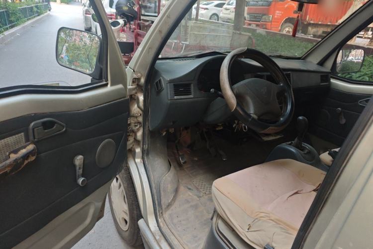 Used Wuling Zhiguang 2010 1.0L Liye Edition Driver Seat