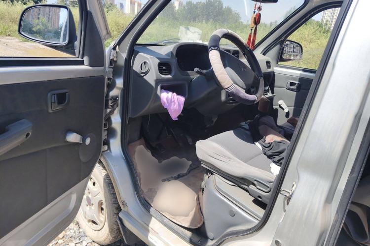 Used Wuling Zhiguang 2010 1.0L New Edition Practical Version with Extended Body L2Y Driver Seat