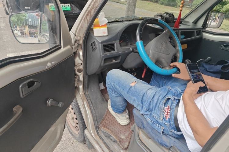 Used Wuling Zhiguang 2010 1.0L Liye Edition Driver Seat